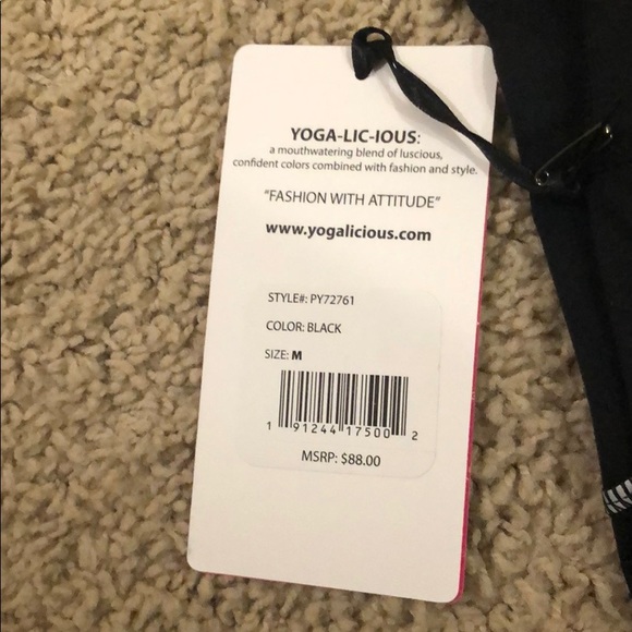 Yogalicious leggings silver stitching & net sides. - Picture 5 of 5